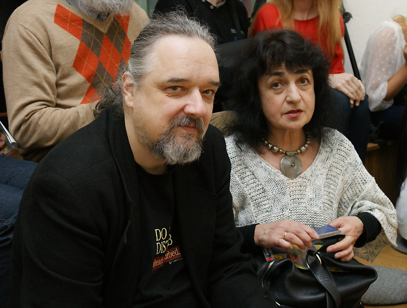 Виктор Соболенко, Лариса Соболенко