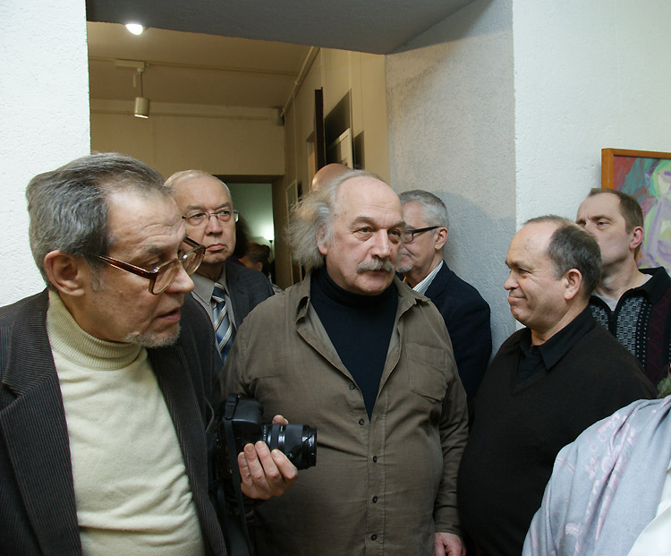 Микрон Горожанинов, Михаил Цэруш