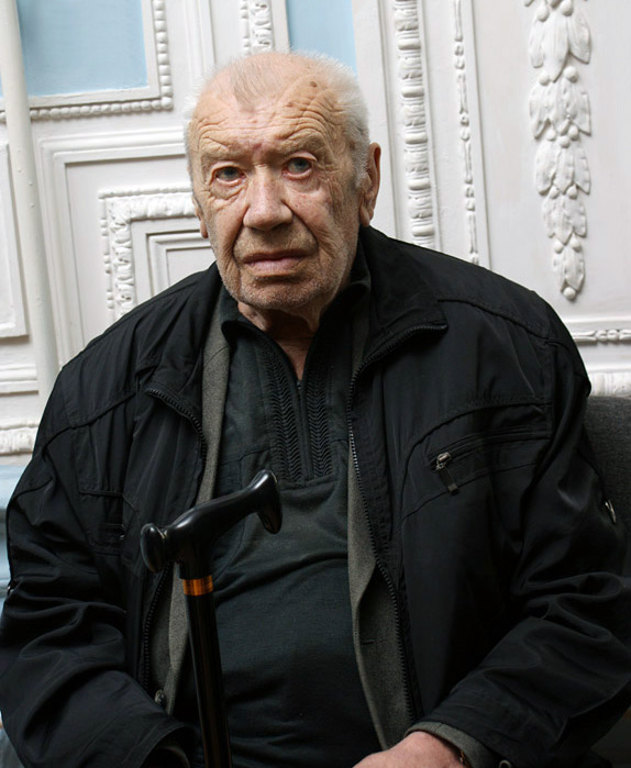 Евгений Ухналёв