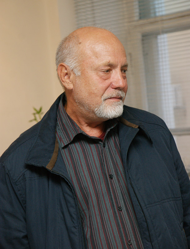 Анатолий Васильев