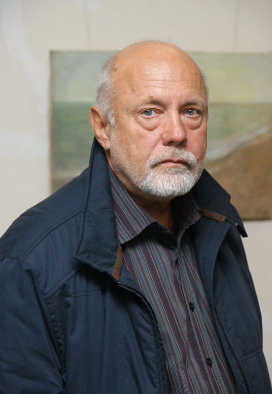Анатолий Васильев