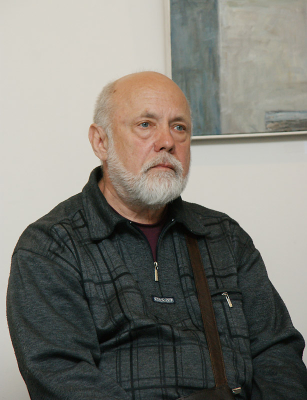 Анатолий Васильев
