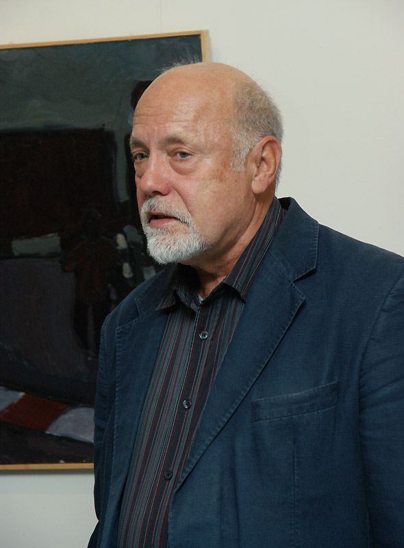 Анатолий Васильев