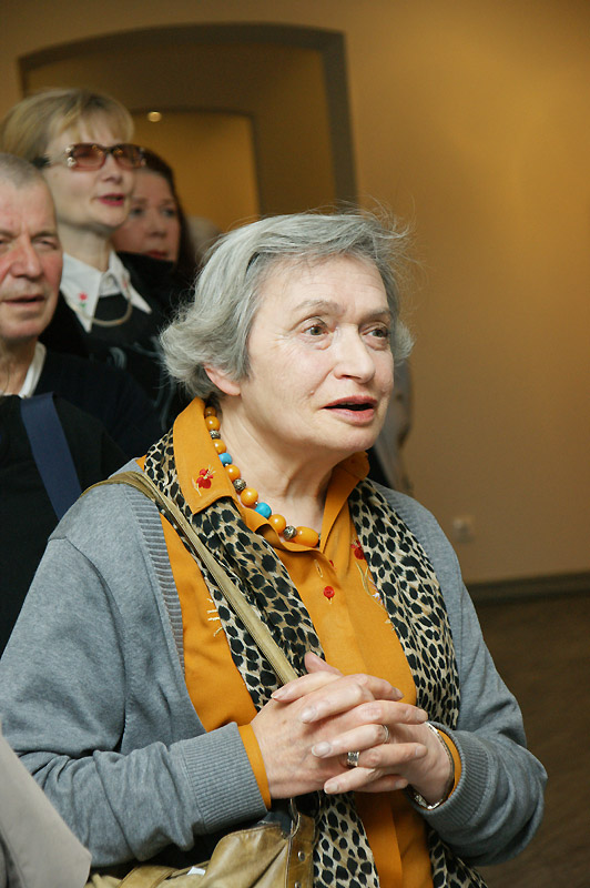 Изабелла Белят