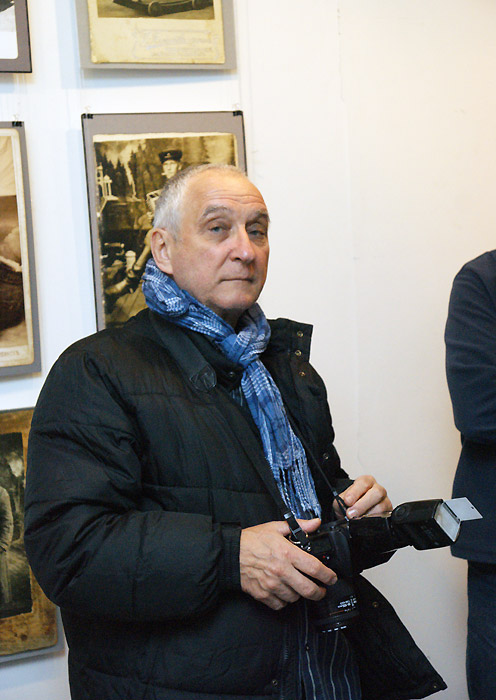Владимир Пешков