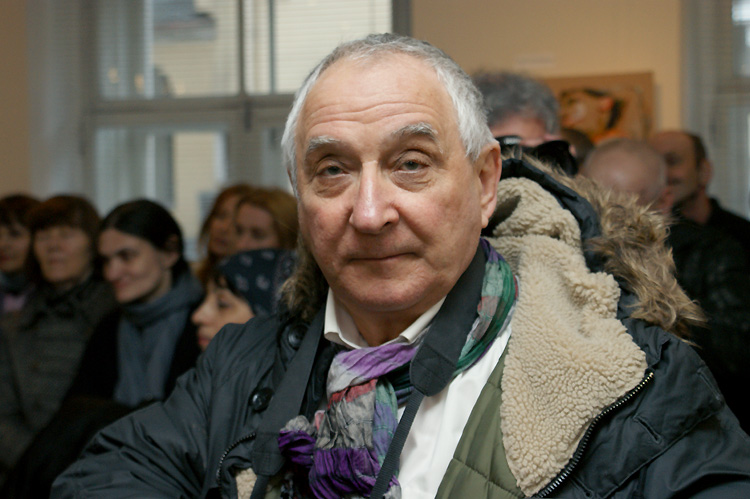 Владимир Пешков
