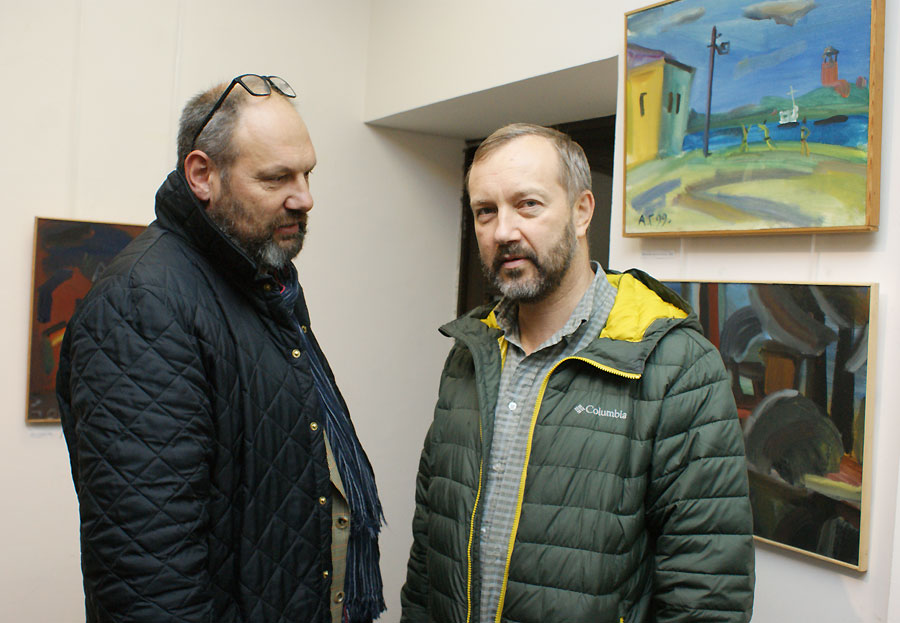 Юрий Молодковец