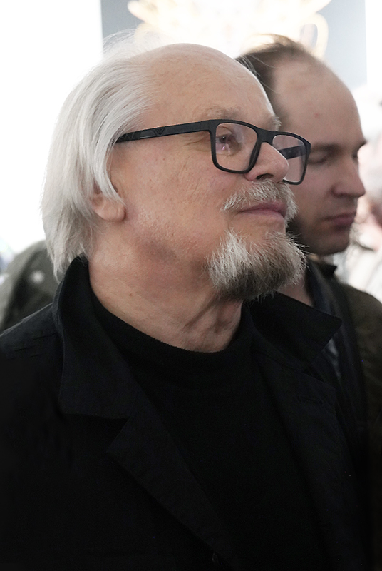 Дмитрий Шарапов
