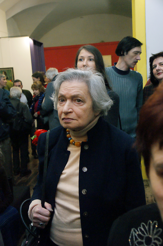 Изабелла Белят