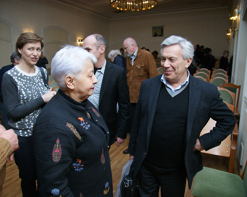 Марина Азизян