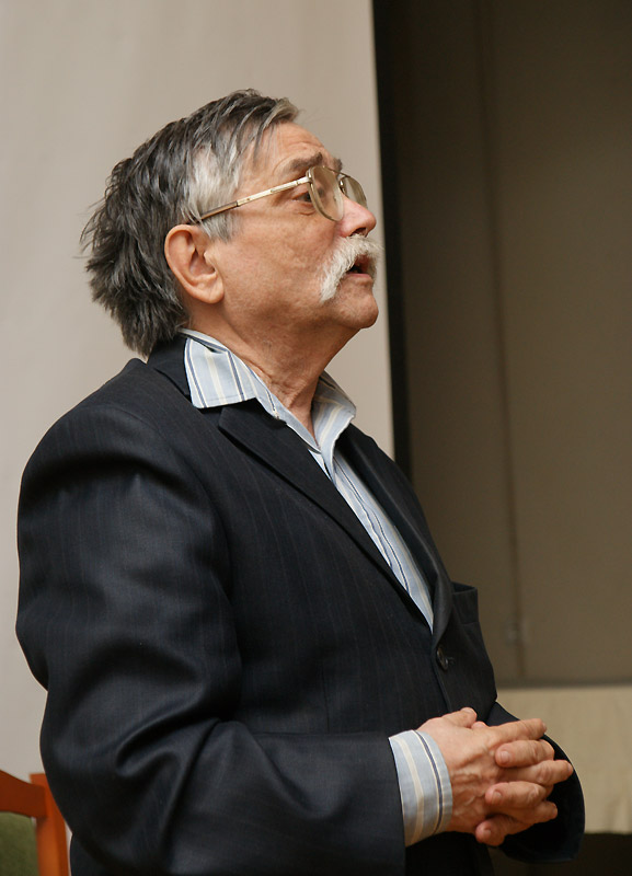 Сергей Стратановский