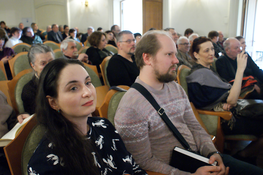 Илья Захаренков