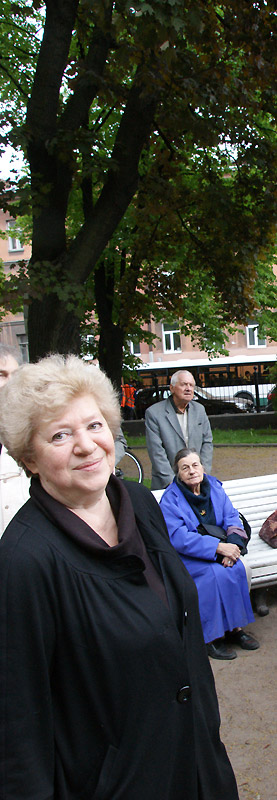 Ольга Старовойтова, Валентина Симоновская
