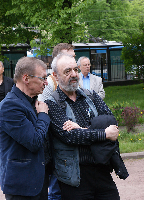 Владимир Костюшев