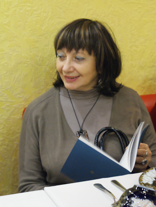 Лариса Дмитриева