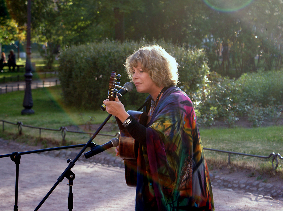 Нателла Болтянская