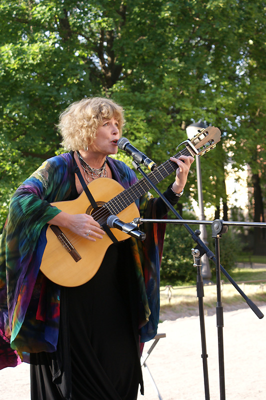 Нателла Болтянская