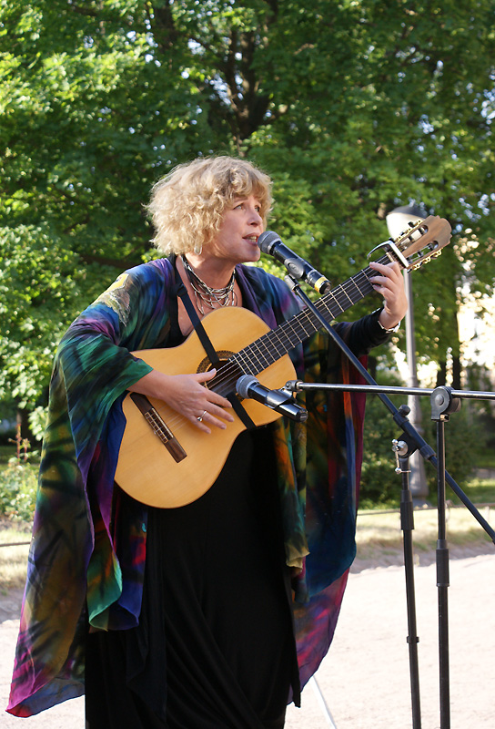 Нателла Болтянская