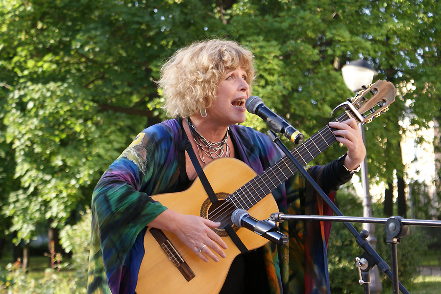 Нателла Болтянская