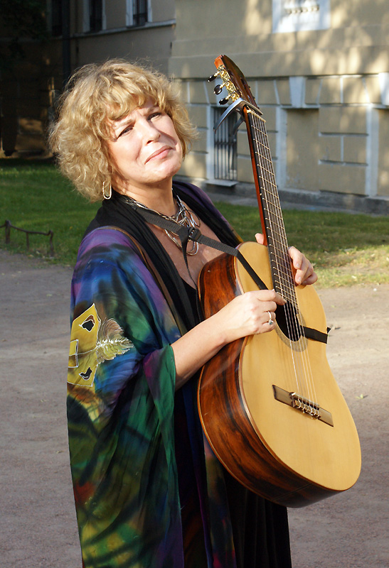 Нателла Болтянская