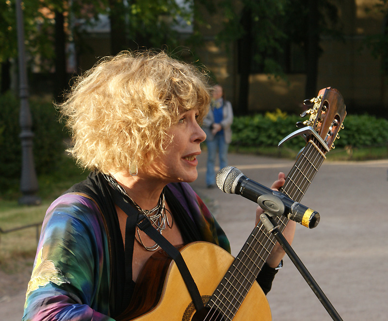 Нателла Болтянская
