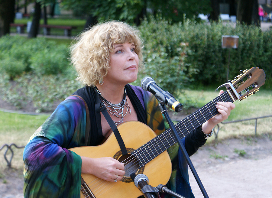 Нателла Болтянская
