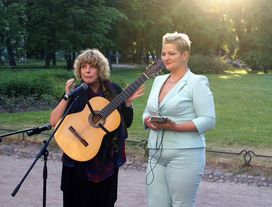 Нателла Болтянская, Александра Крыленкова