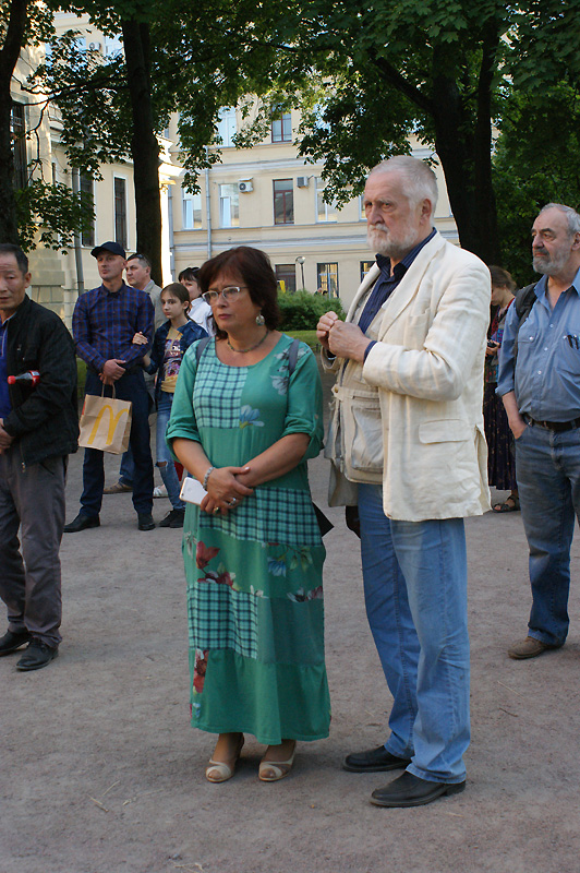 Екатерина Молоствова, Юлий Рыбаков