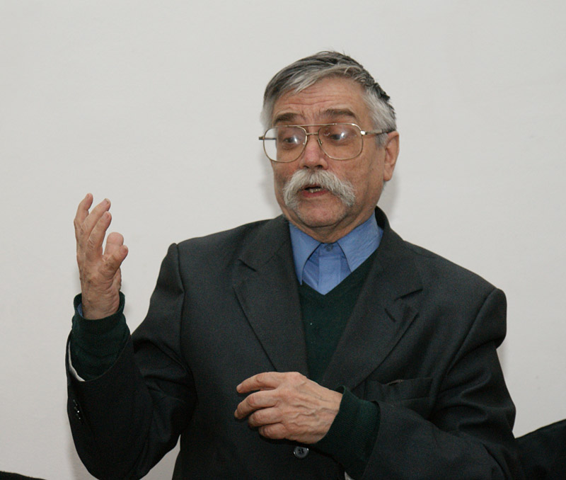 Сергей Стратановский