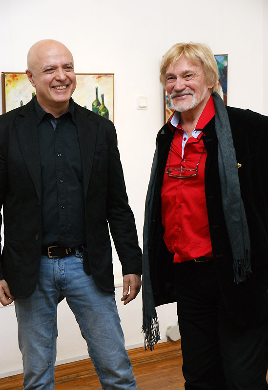 Пётр Саруханов, Владимир Васильев