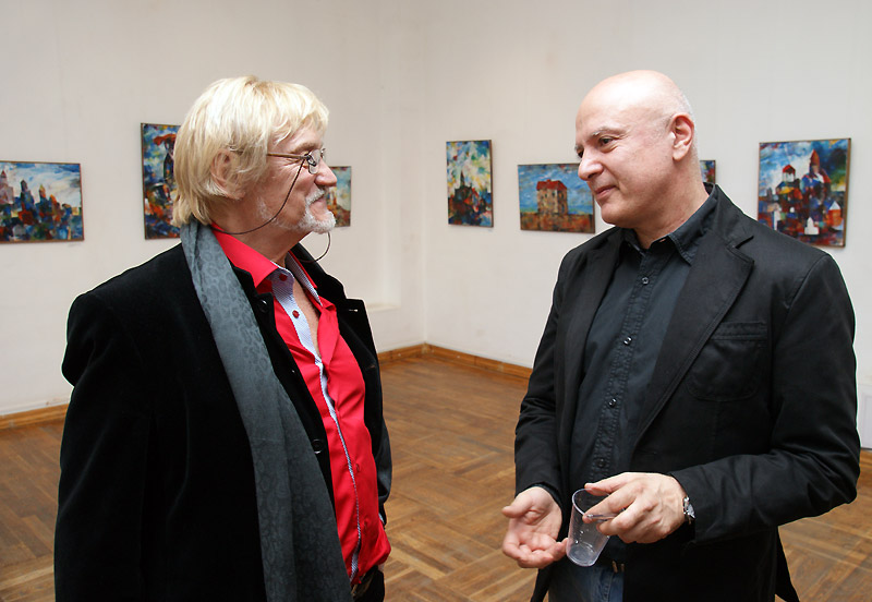 Владимир Васильев, Пётр Саруханов