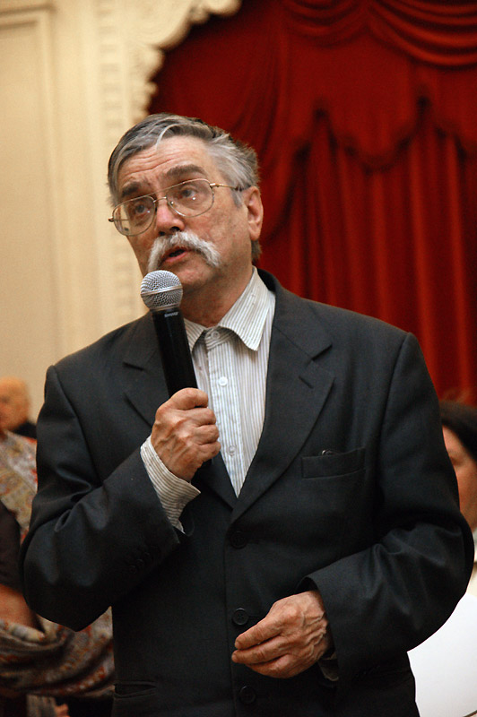 Сергей Стратановский