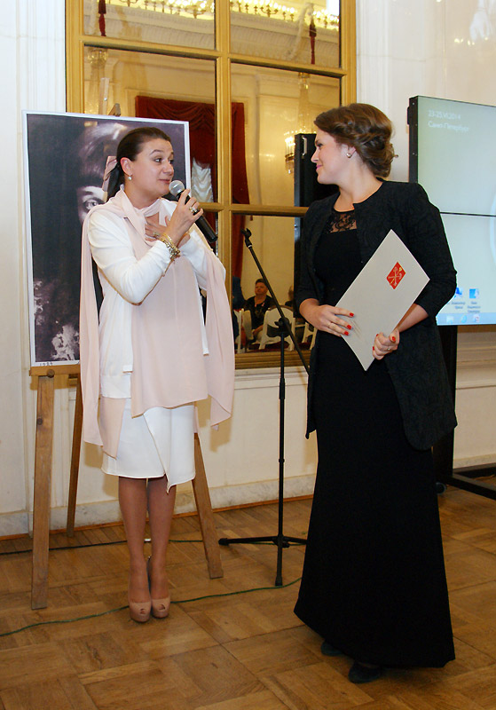 Анастасия Мельникова, Светлана Грушевская