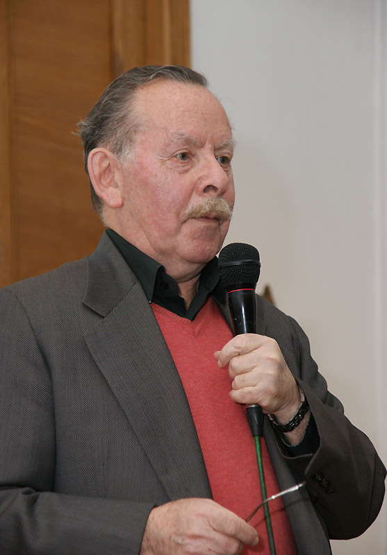 Яков Гордин