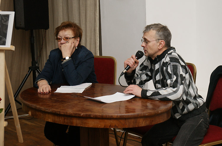 Нина Ивановна Попова, Никита Елисеев