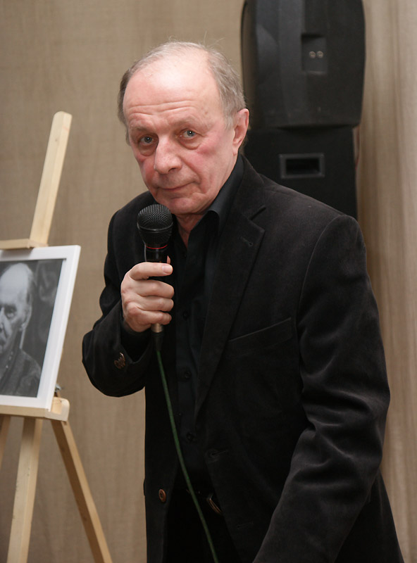 Андрей Арьев