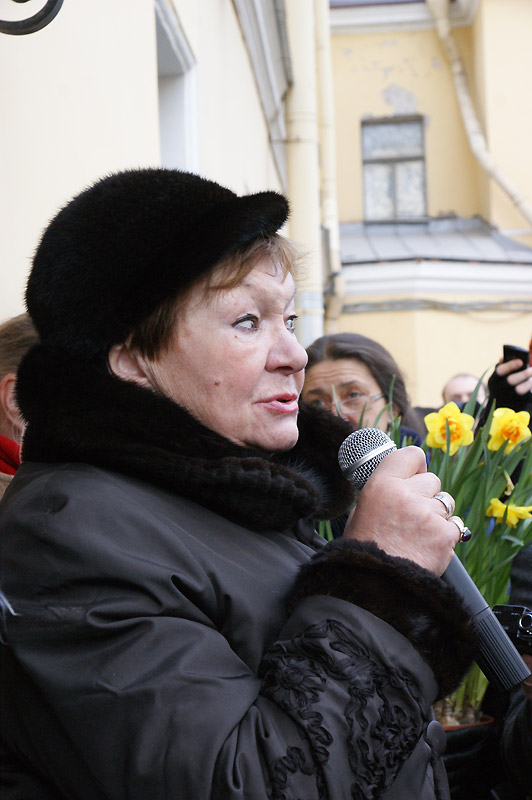 Нина Ивановна Попова
