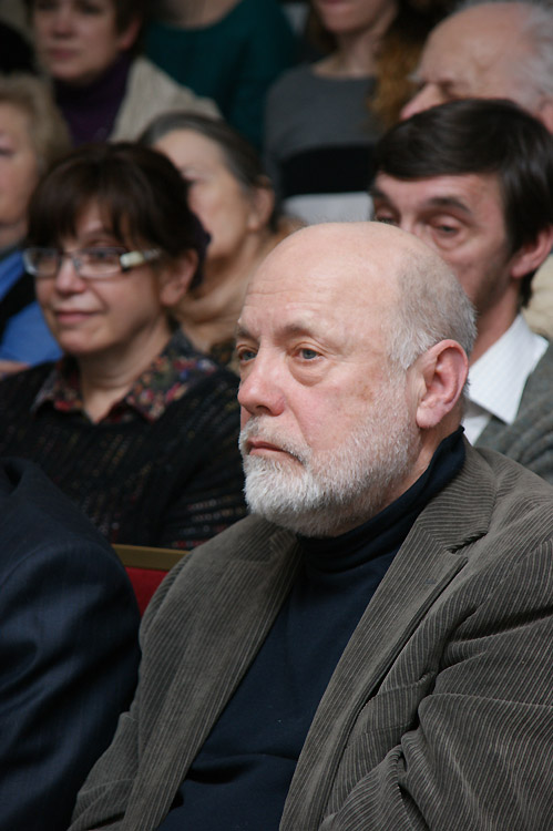 Анатолий Васильев