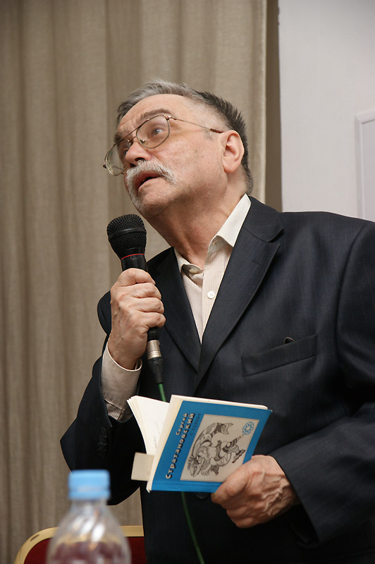 Сергей Стратановский