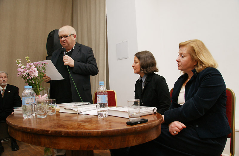 Пётр Брандт, Юлия Влиева, Светлана Друговейко-Должанская