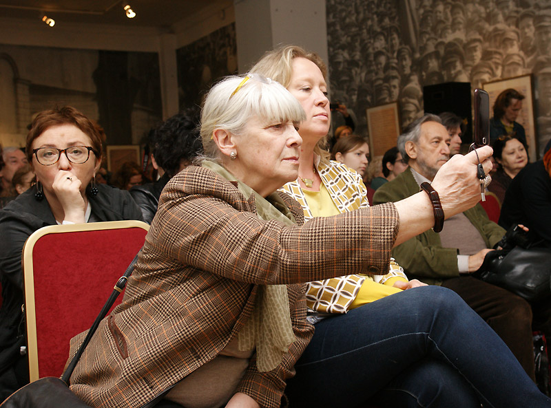 Елена Фанайлова, Эра Коробова, Елена Губанова