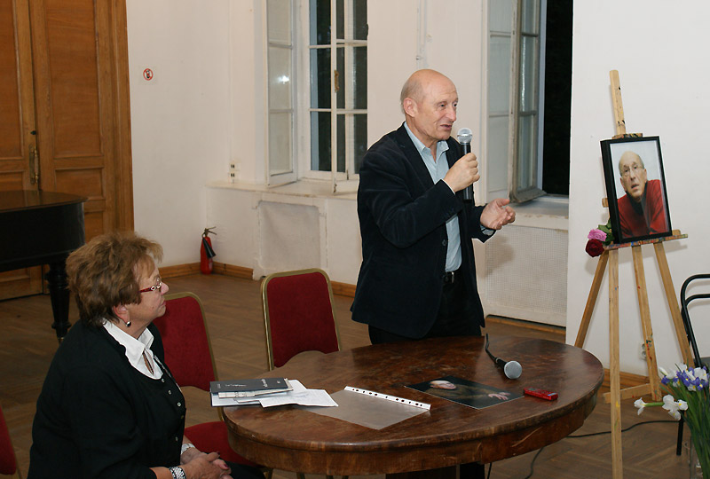 Нина Ивановна Попова, Александр Мелихов
