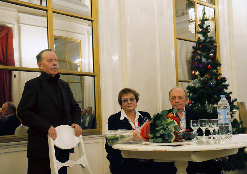 Яков Гордин, Нина Попова, Андрей Арьев