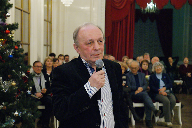 Андрей Арьев