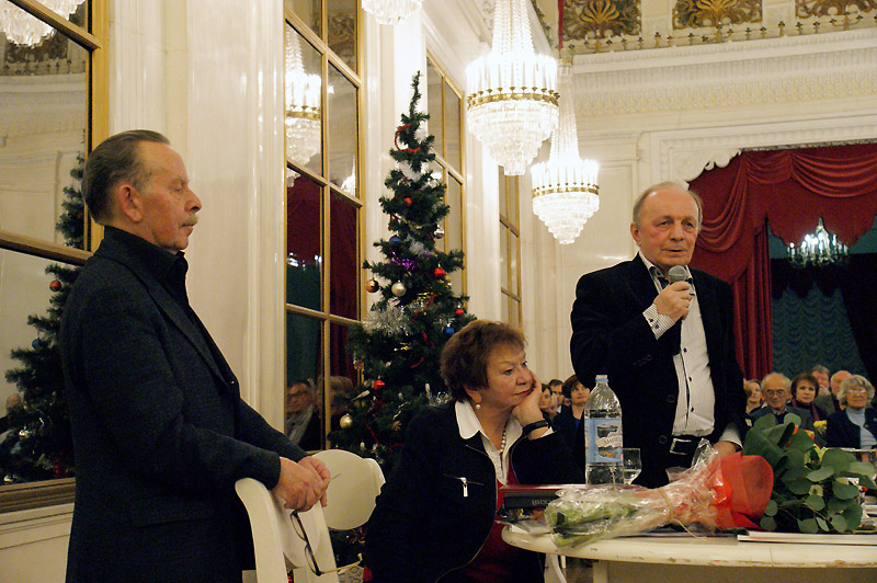 Яков Гордин, Нина Попова, Андрей Арьев
