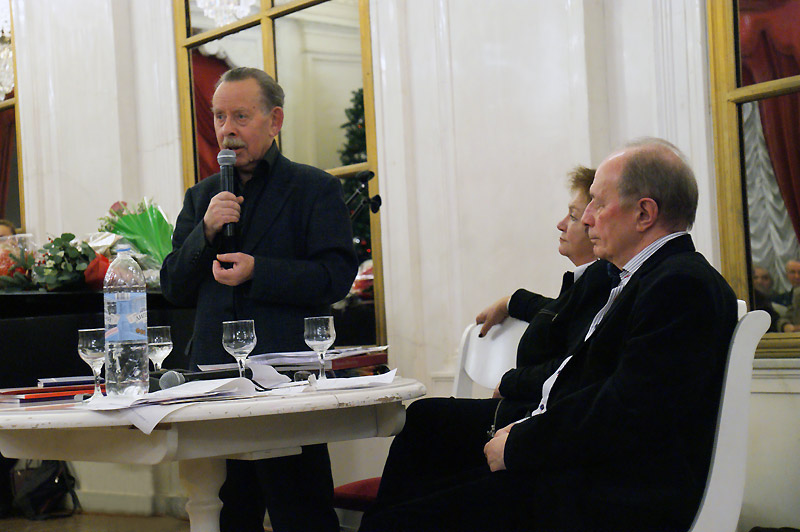 Яков Гордин, Нина Попова, Андрей Арьев