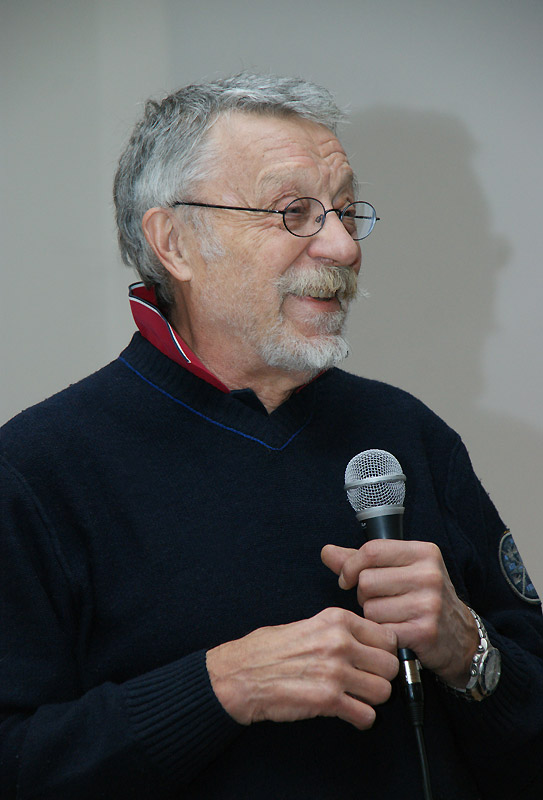 Юрий Рост