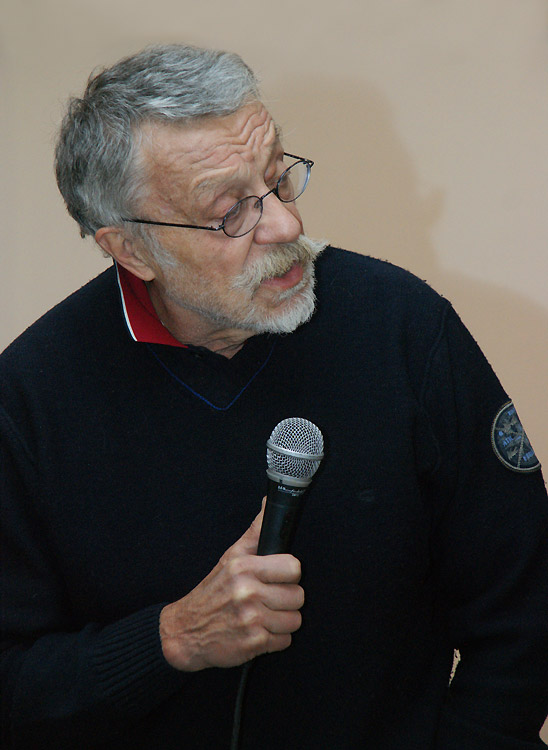 Юрий Рост