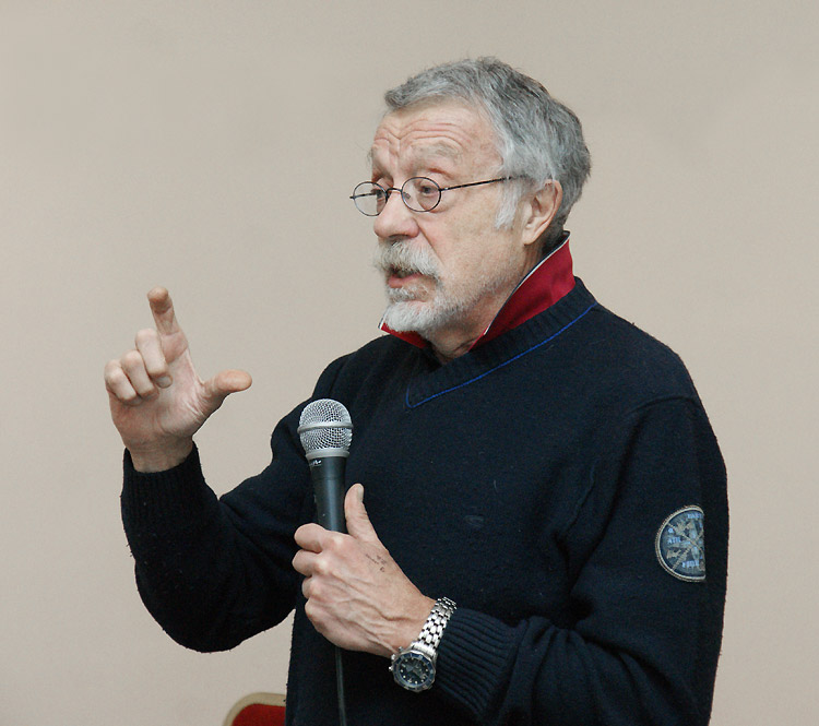 Юрий Рост