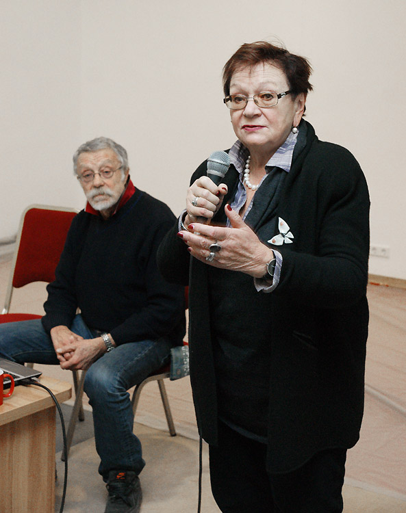 Юрий Рост, Нина Попова
